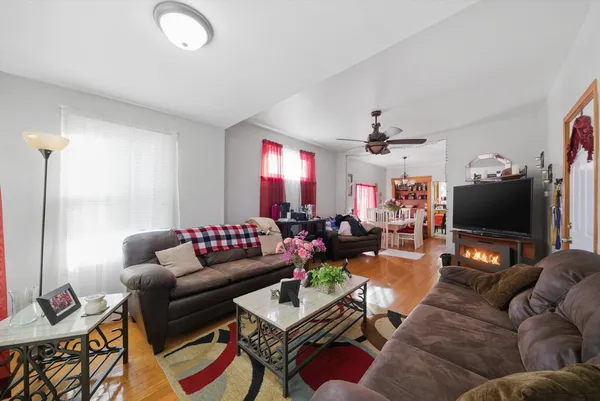 $240,000 | 1308 Vincennes Avenue, Chicago Heights, IL 60411