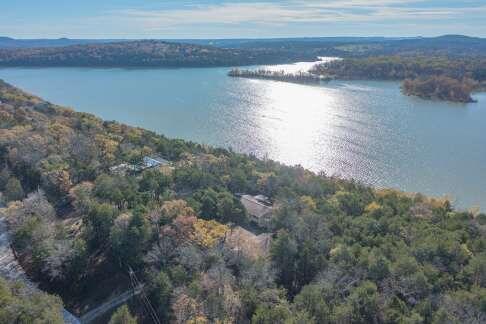 Lot 9 Campbell Point Shell Knob, MO 65747 - Photo 1 of 1 Campbell Point Peninsula