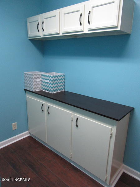 612 Eagle Road Kinston, NC 28501 - Photo 12 of 27 IMG_1367