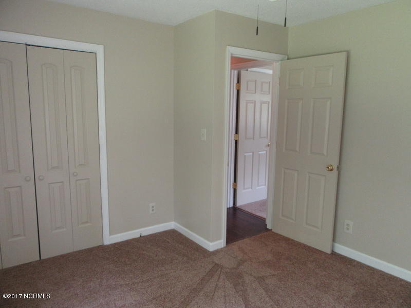 612 Eagle Road Kinston, NC 28501 - Photo 23 of 27 IMG_1387