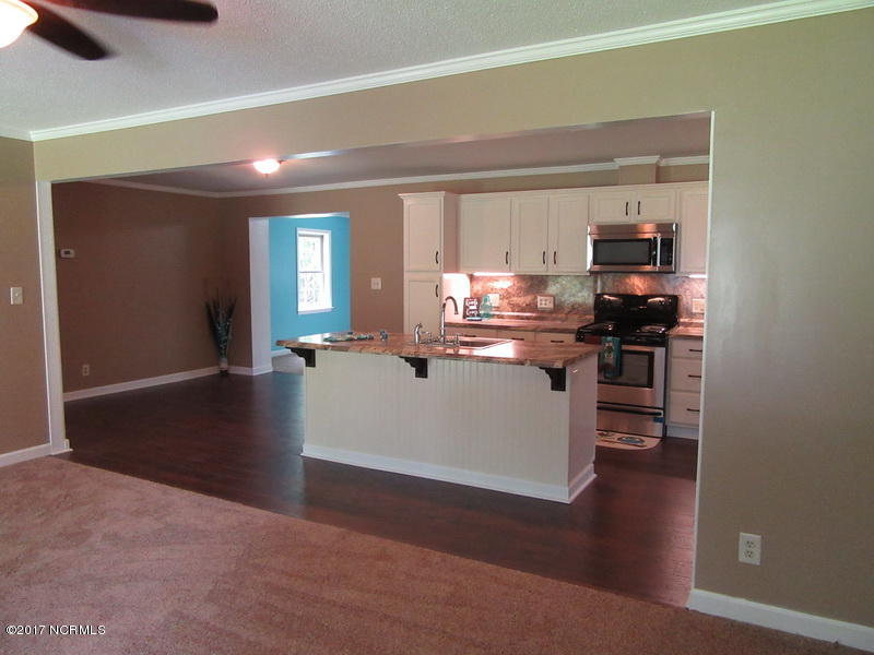 612 Eagle Road Kinston, NC 28501 - Photo 7 of 27 IMG_1354