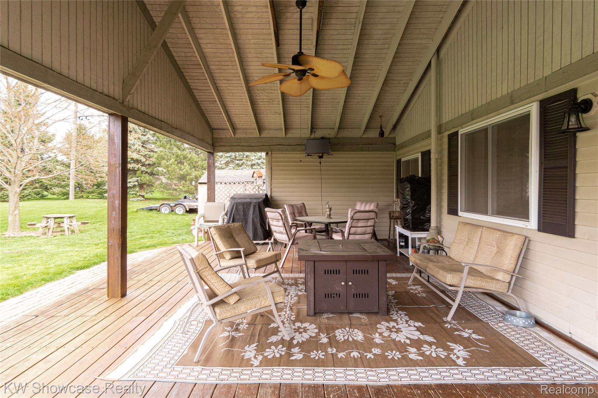 3045 Porter Road White Lake, MI 48383 - Photo 24 of 26 Back Deck Porter.jpg