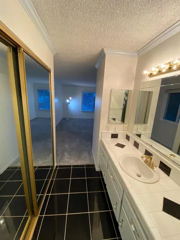 $555,000 | 9243 Carla Way, Sacramento, CA 95826