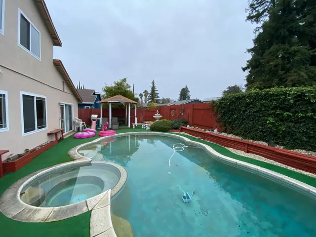 $555,000 | 9243 Carla Way, Sacramento, CA 95826
