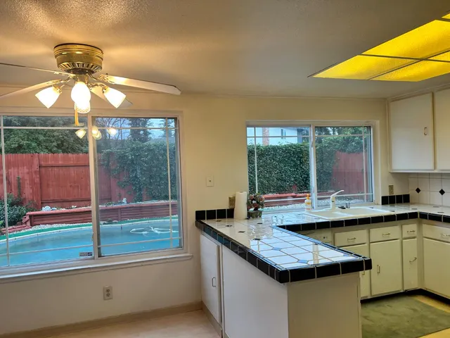 $555,000 | 9243 Carla Way, Sacramento, CA 95826