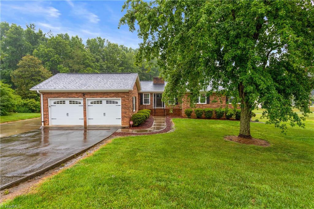 118 Cameron Road Lexington, NC 27295 - Photo 4 of 41 Gallery Image 4