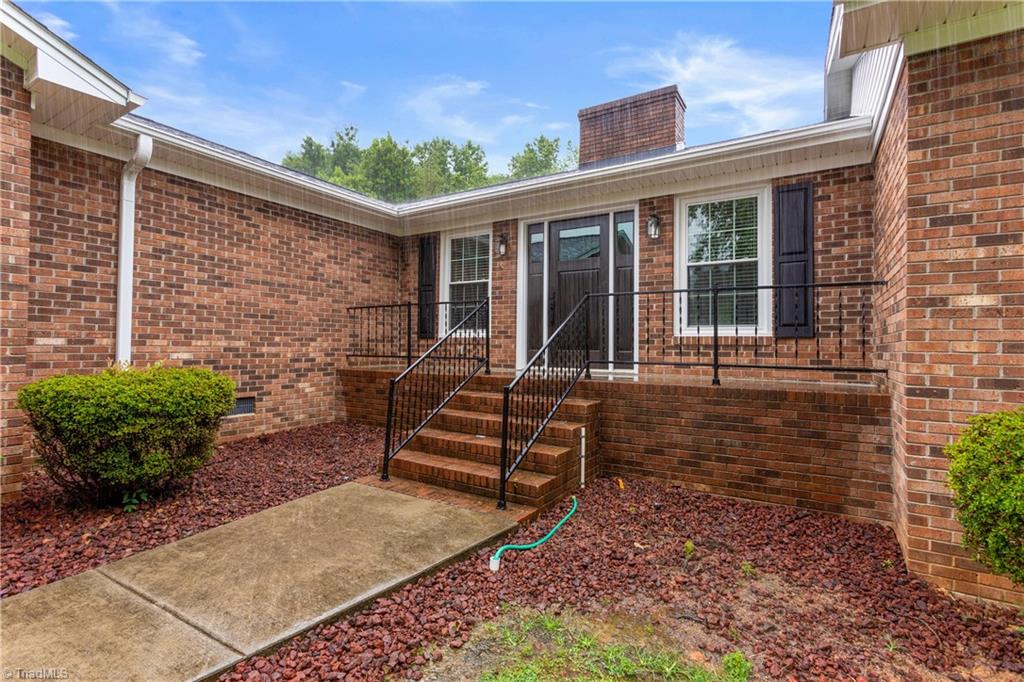 118 Cameron Road Lexington, NC 27295 - Photo 5 of 41 Gallery Image 5