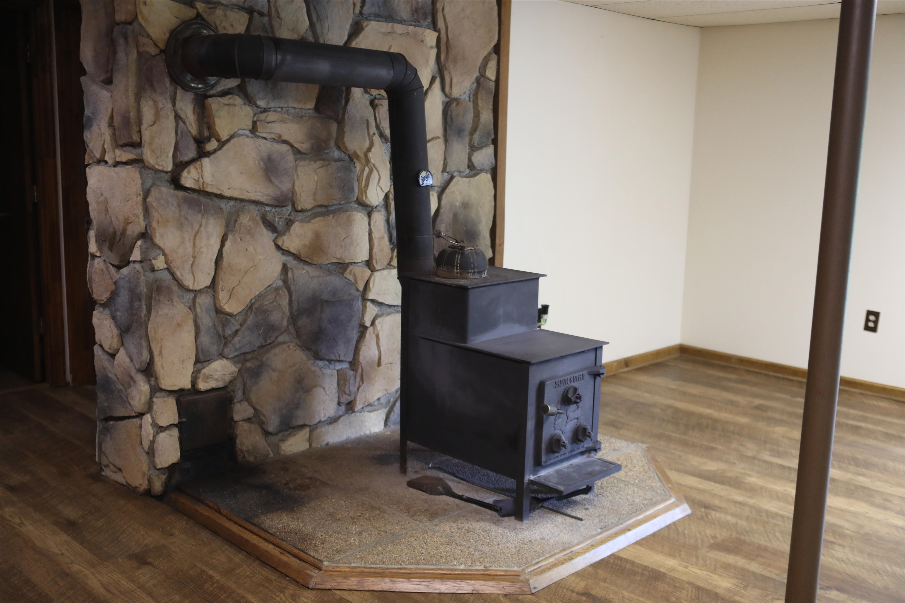 573 Round Hill School Road Fort Defiance, VA 24437 - Photo 48 of 65 a view of entryway with wooden floor