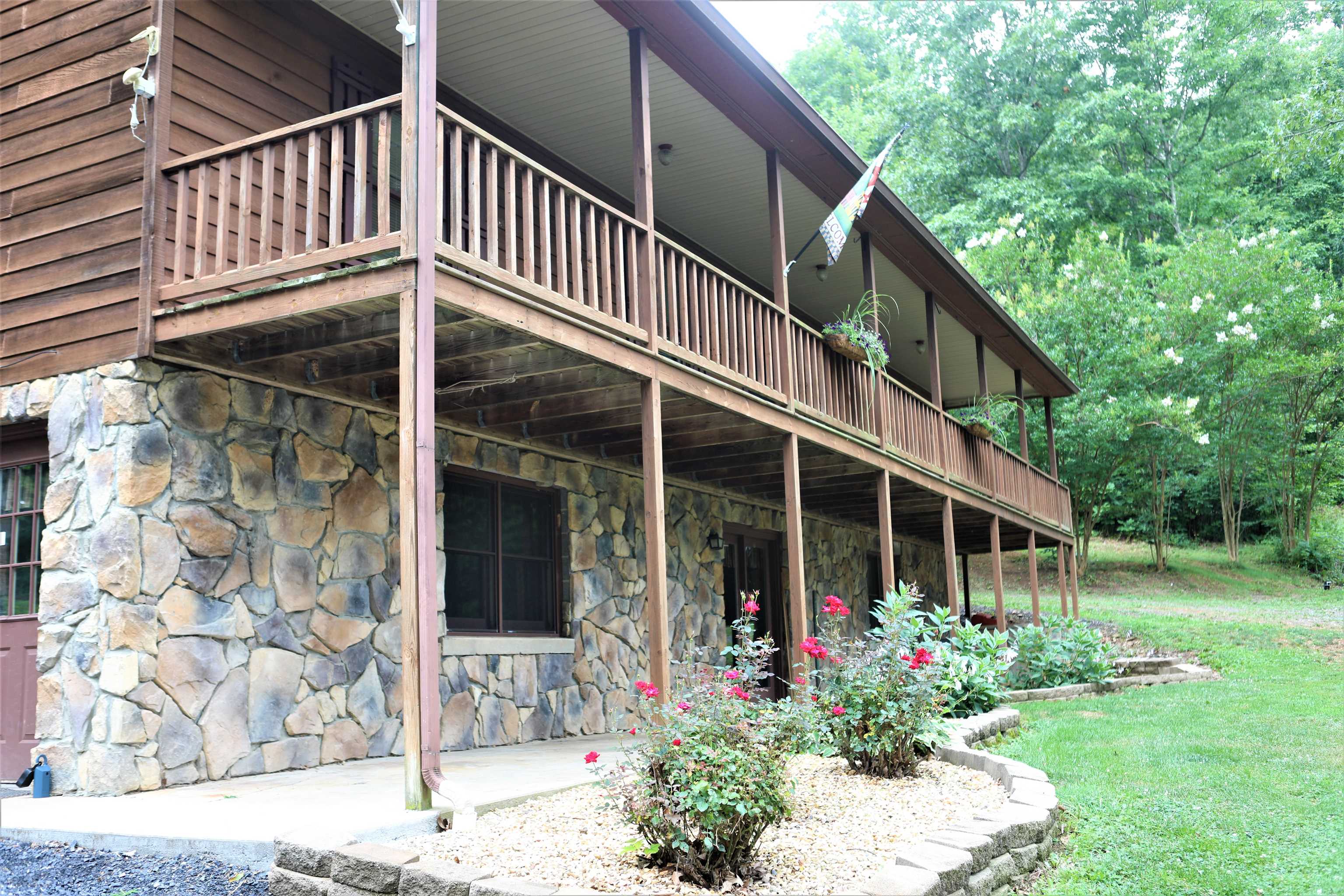 573 Round Hill School Road Fort Defiance, VA 24437 - Photo 6 of 65