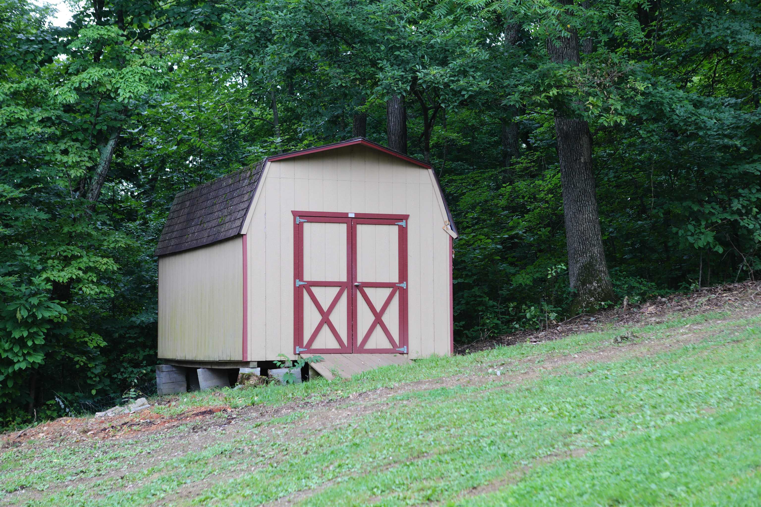 573 Round Hill School Road Fort Defiance, VA 24437 - Photo 9 of 65