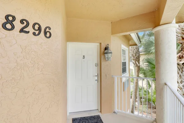 $1,300 | 8296 Mulligan Circle, Unit B, Port St. Lucie, FL 34986