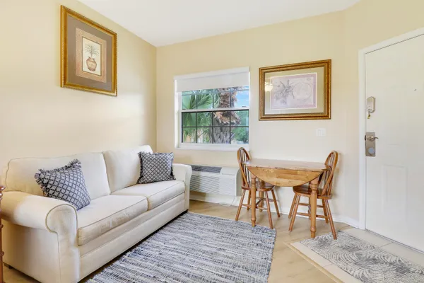$1,300 | 8296 Mulligan Circle, Unit B, Port St. Lucie, FL 34986
