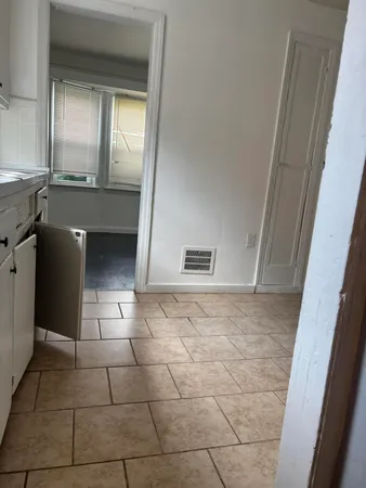 $49,000 | 9768 Manistique Street, Detroit, MI 48224