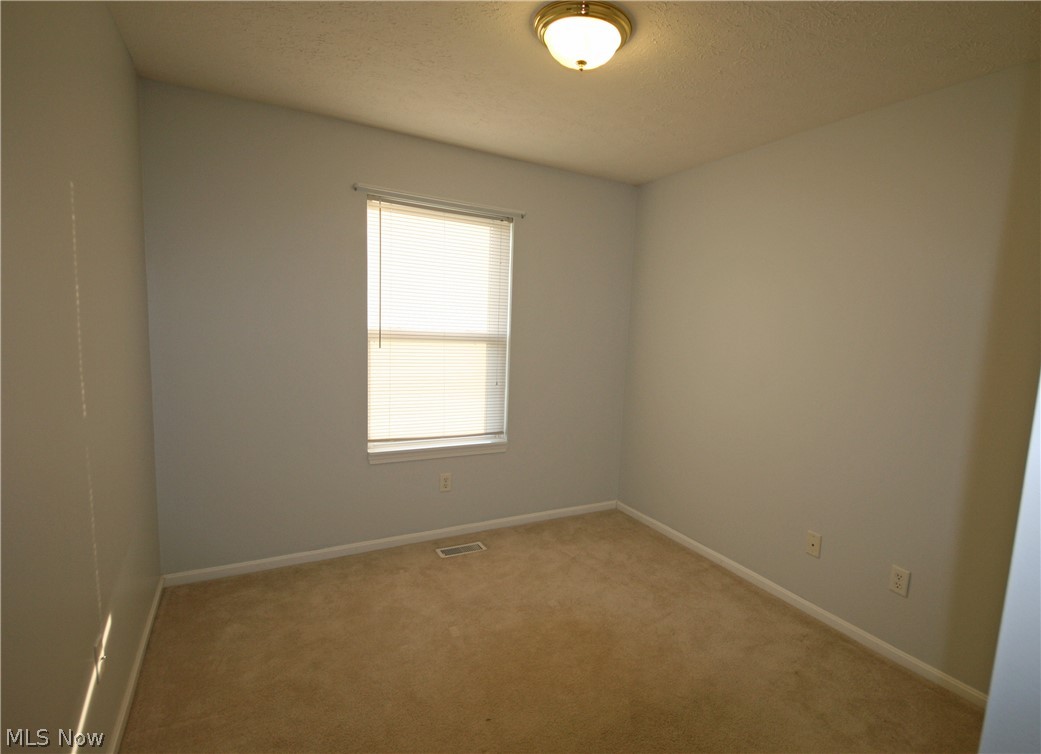 8450 Murray Ridge Road Elyria, OH 44035 - Photo 7 of 12 Gallery Image 7