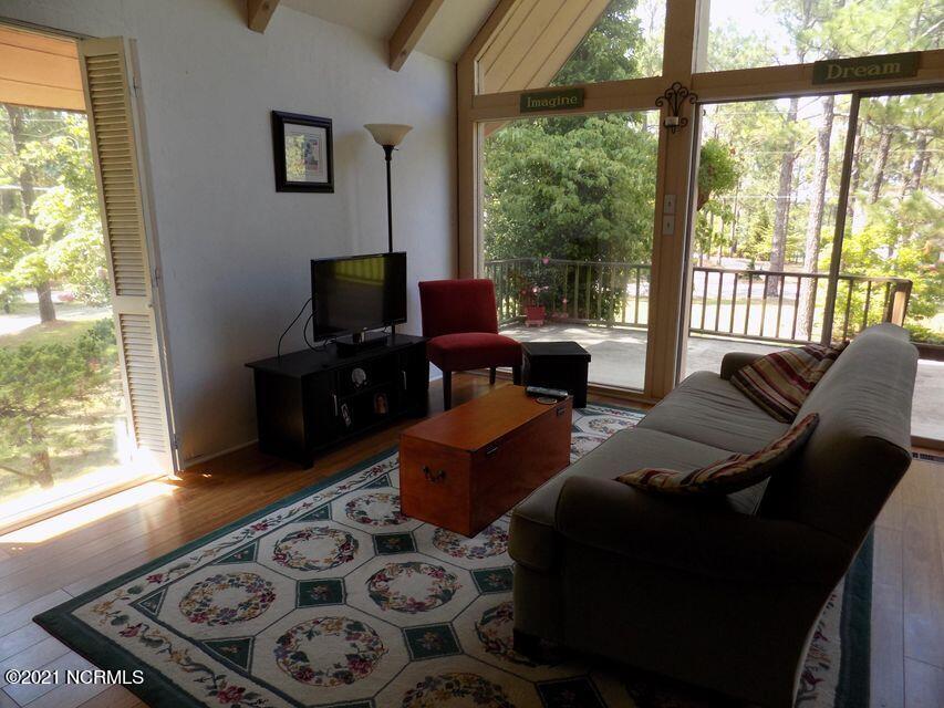 1345 Valley View Road Southern Pines, NC 28387 - Photo 2 of 19 20200104023315204300000000-o