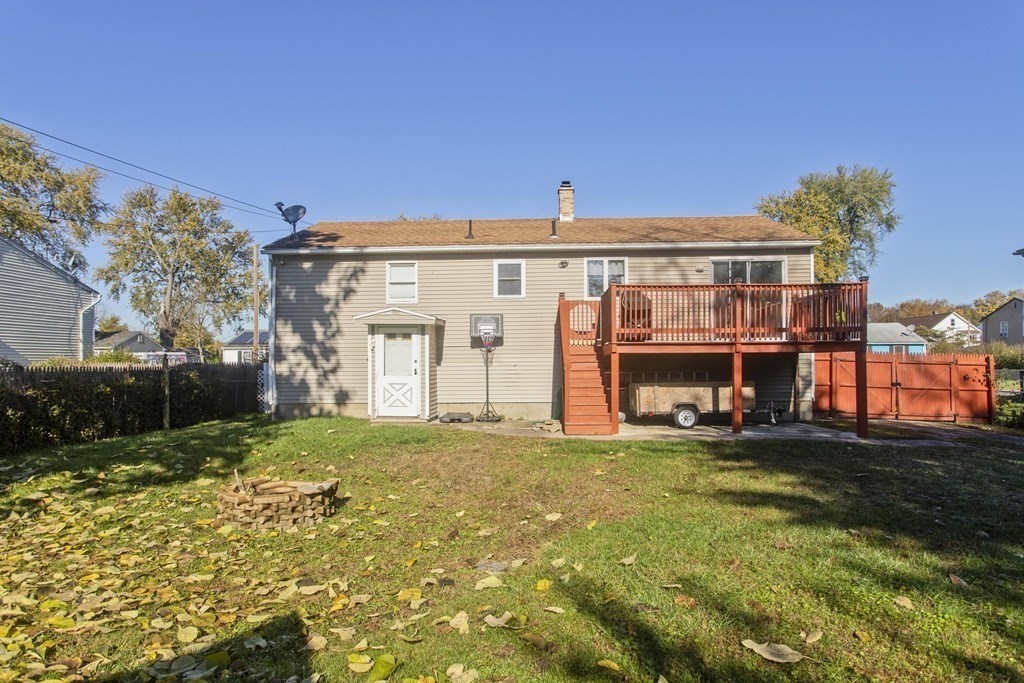 47 Laurel Street Springfield, MA 01107 - Photo 33 of 35 Gallery Image 33