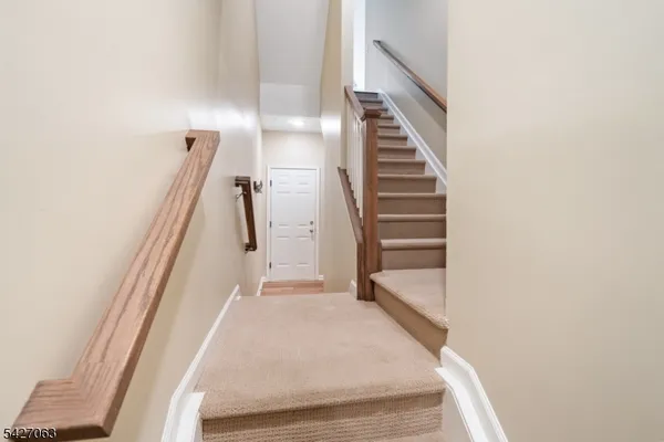 $3,900 | 49 Robeson Street, Somerville, NJ 08876