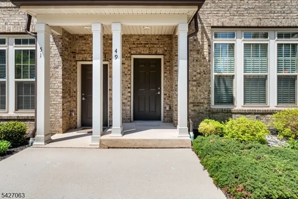 $3,900 | 49 Robeson Street, Somerville, NJ 08876