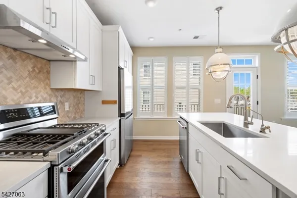 $3,900 | 49 Robeson Street, Somerville, NJ 08876
