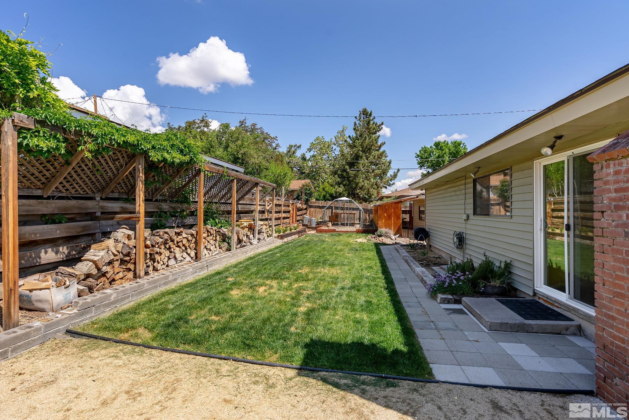 2201 Coleman Drive Reno, NV 89503 - Photo 8 of 36 Photo 8