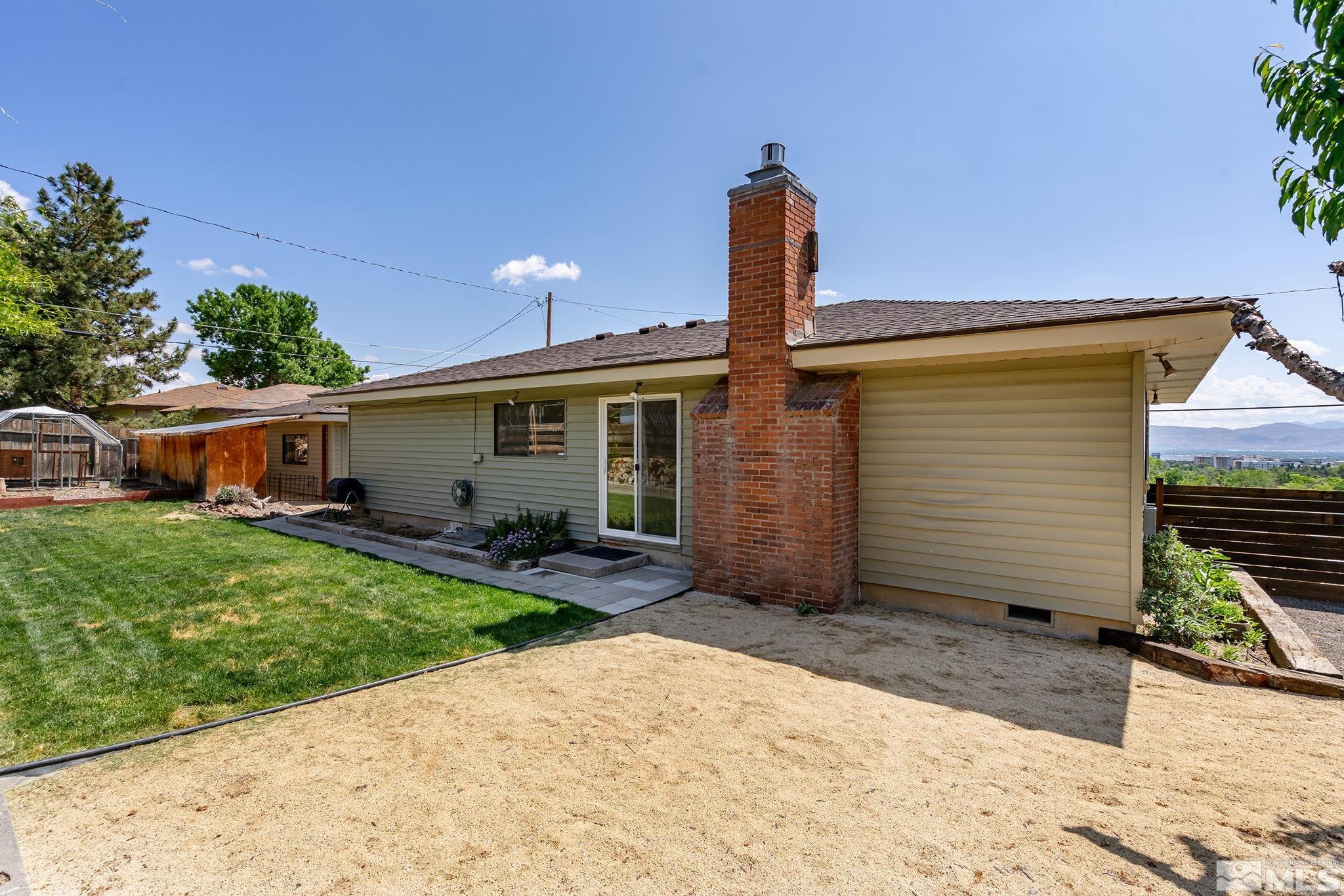 2201 Coleman Drive Reno, NV 89503 - Photo 9 of 36 Photo 9