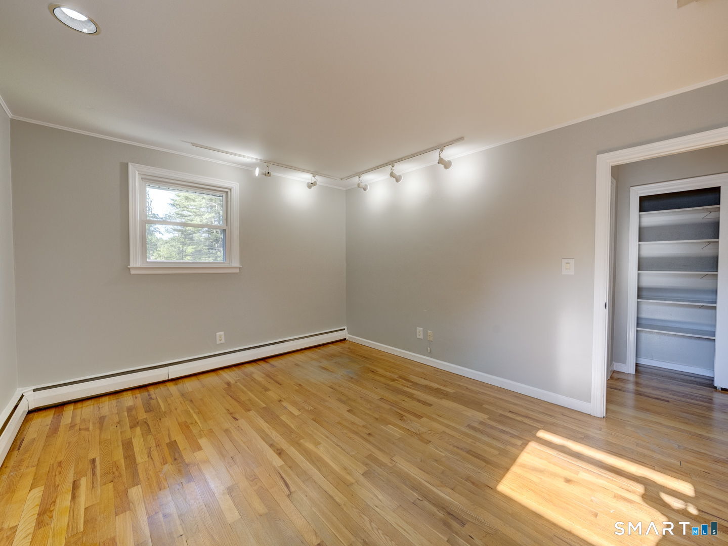 38 Portage Road West Hartford, CT 06117 - Photo 22 of 37