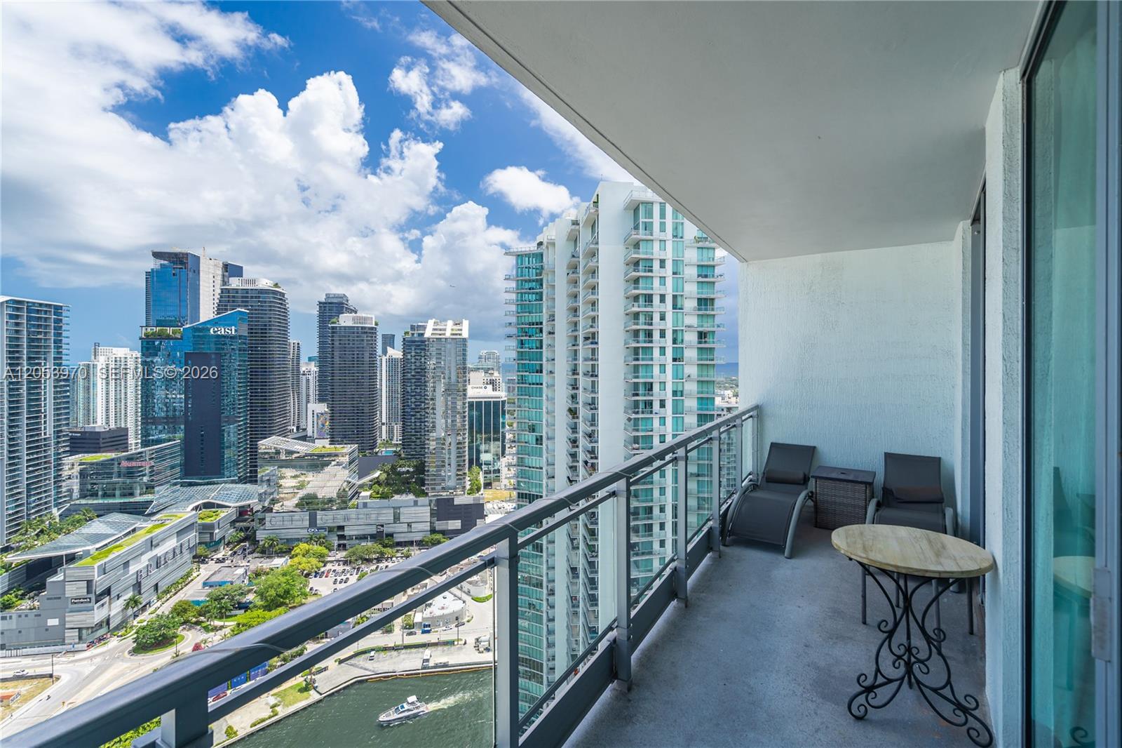 90 Southwest 3rd Street, Unit 4403 Miami, FL 33130 - Photo 17 of 32