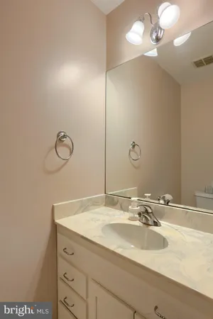 $2,300 | 113 East Woodland Drive, Mechanicsburg, PA 17055