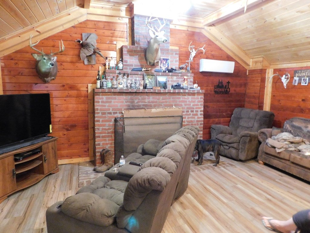 15278 Cummings Road Mount Union, PA 17066 - Photo 16 of 27 Gallery Image 16