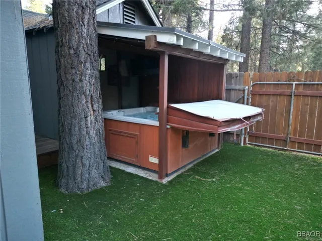 $399,900 | 2050 9th Lane, Big Bear City, CA 92314
