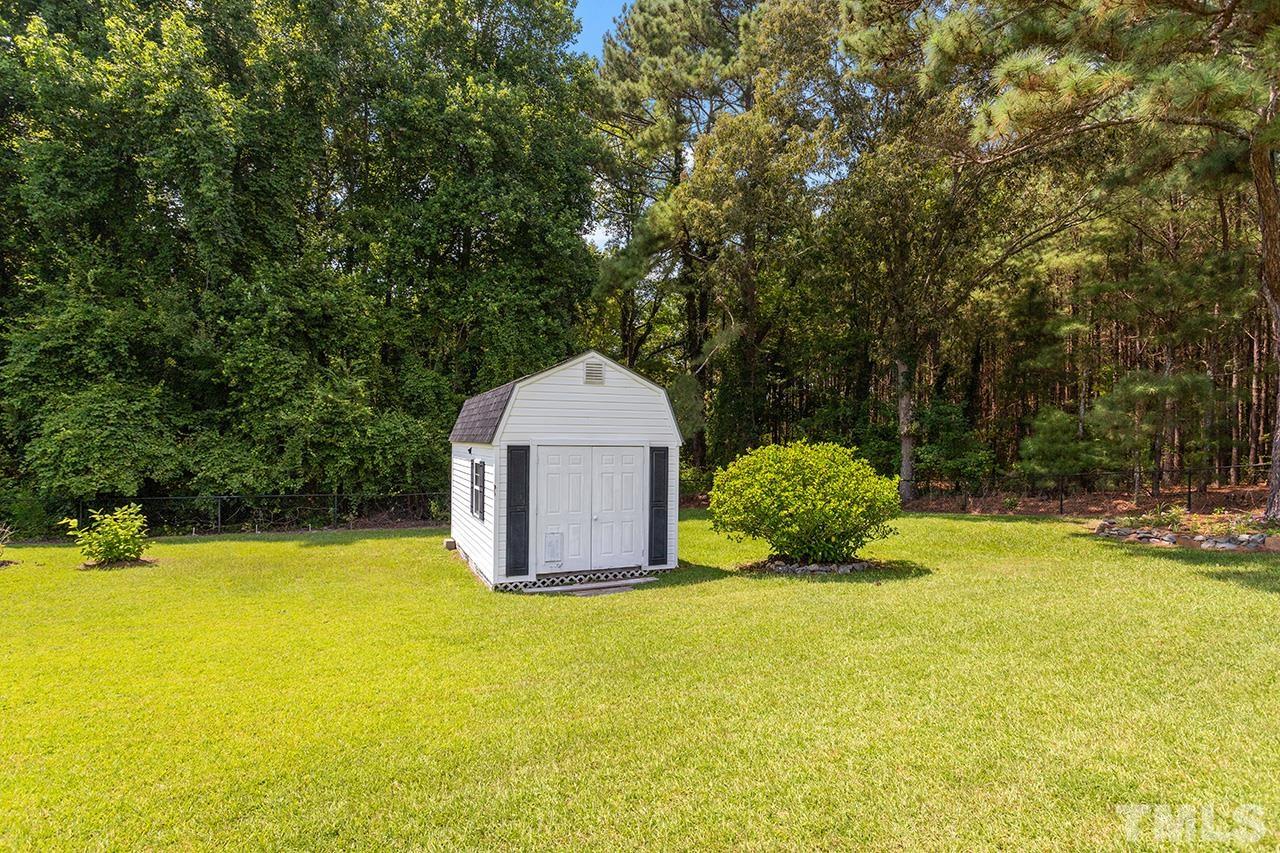 12414 Raleigh Road Benson, NC 27504 - Photo 36 of 36 Gallery Image 36