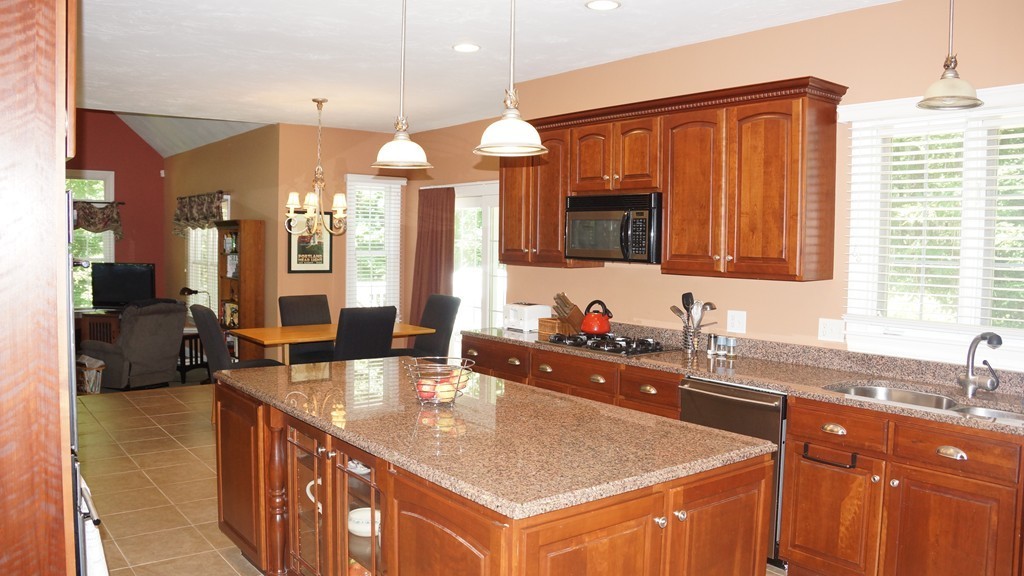 14 Broad Acres Farm Road Medway, MA 02053 - Photo 9 of 24 Gallery Image 9