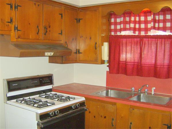 26 Briar Road Somerset, MA 02726 - Photo 6 of 12 Gallery Image 6