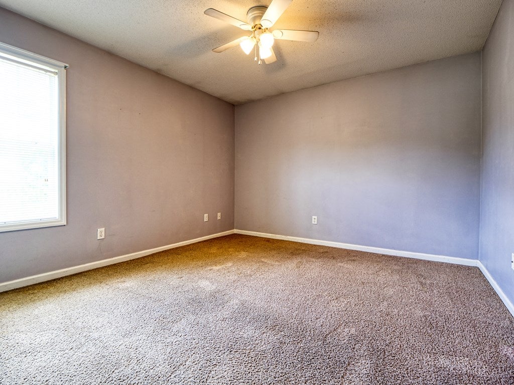 3933 Cutter Point Valdosta, GA 31605 - Photo 21 of 32 Gallery Image 21