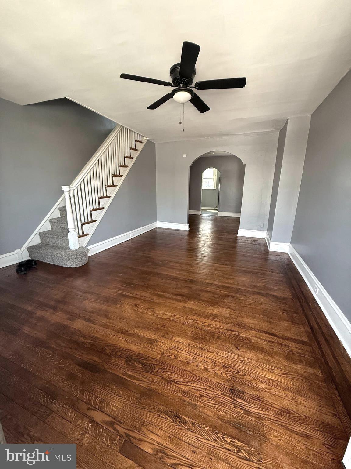 7124 Seaford Road Upper Darby, PA 19082 - Photo 2 of 15