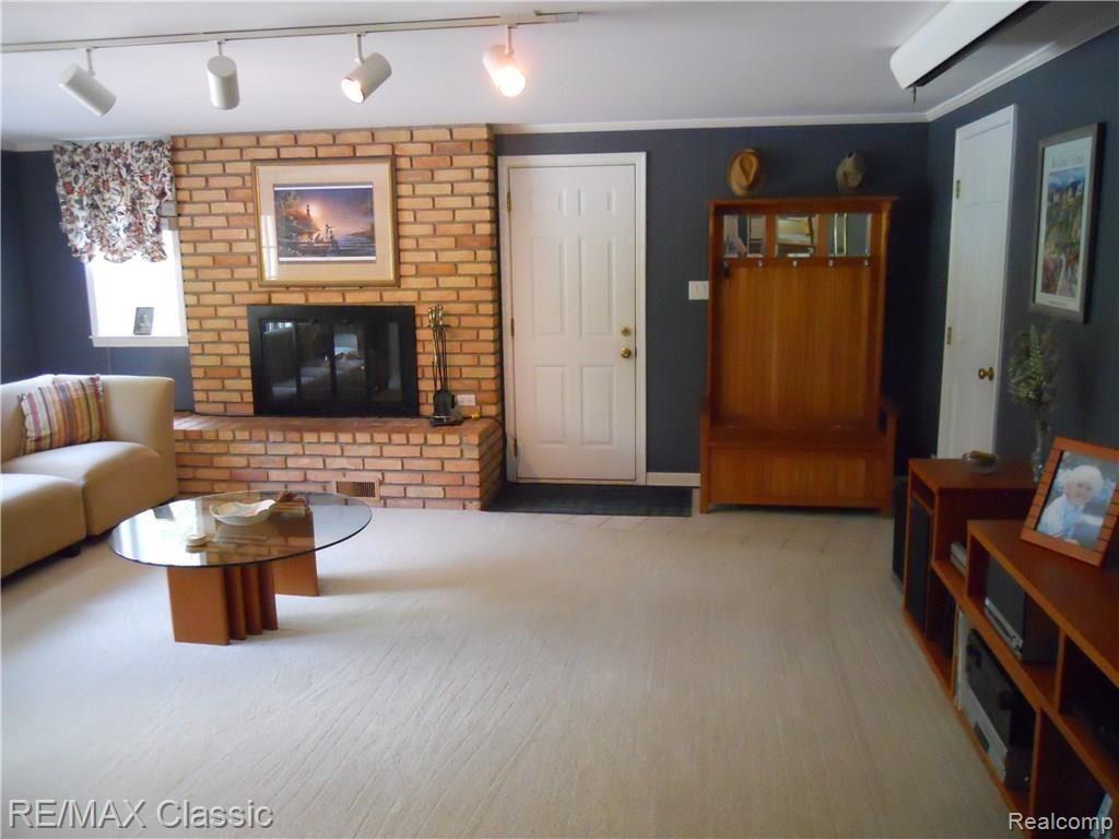 937 Rock Spring Road Bloomfield Hills, MI 48304 - Photo 18 of 41
