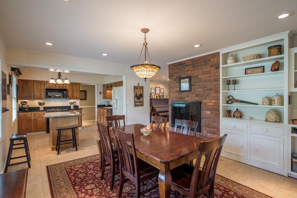 4020 Mountview Road Columbus, OH 43220 - Photo 15 of 33