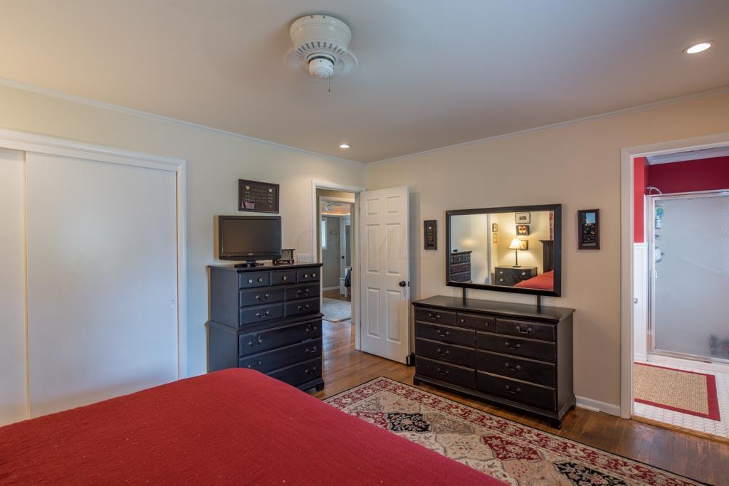 4020 Mountview Road Columbus, OH 43220 - Photo 20 of 33