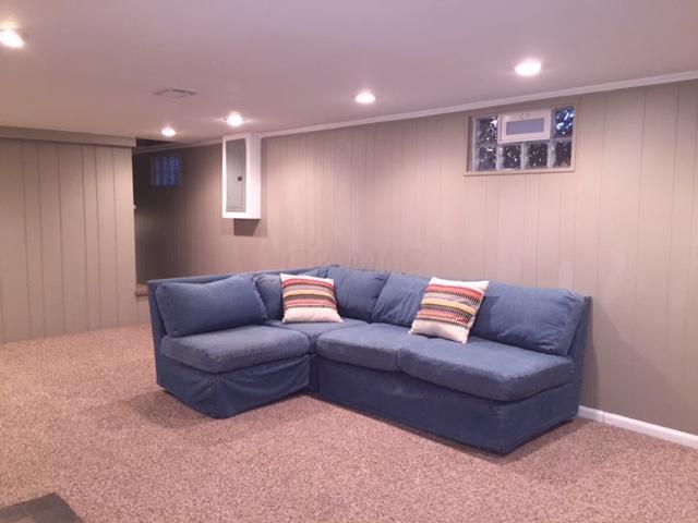 4020 Mountview Road Columbus, OH 43220 - Photo 29 of 33