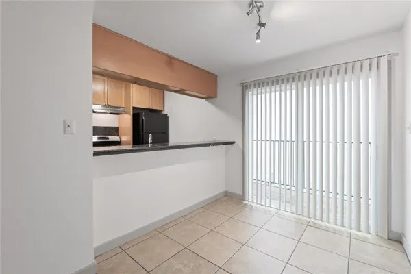 $1,100 | 1301 West Ben White Boulevard, Unit 208, Austin, TX 78704