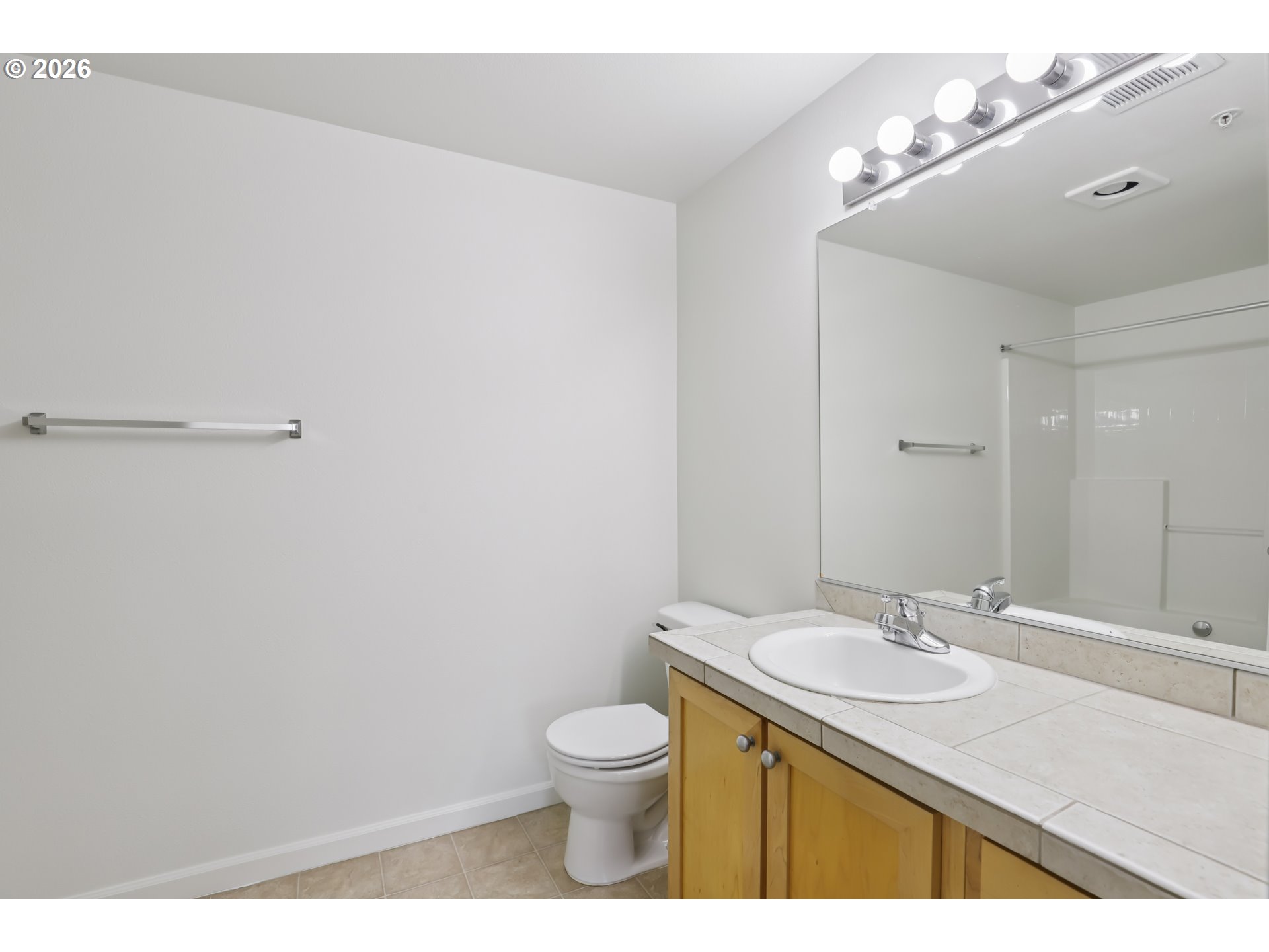 760 Northwest 185th Avenue, Unit 308 Beaverton, OR 97006 - Photo 18 of 31