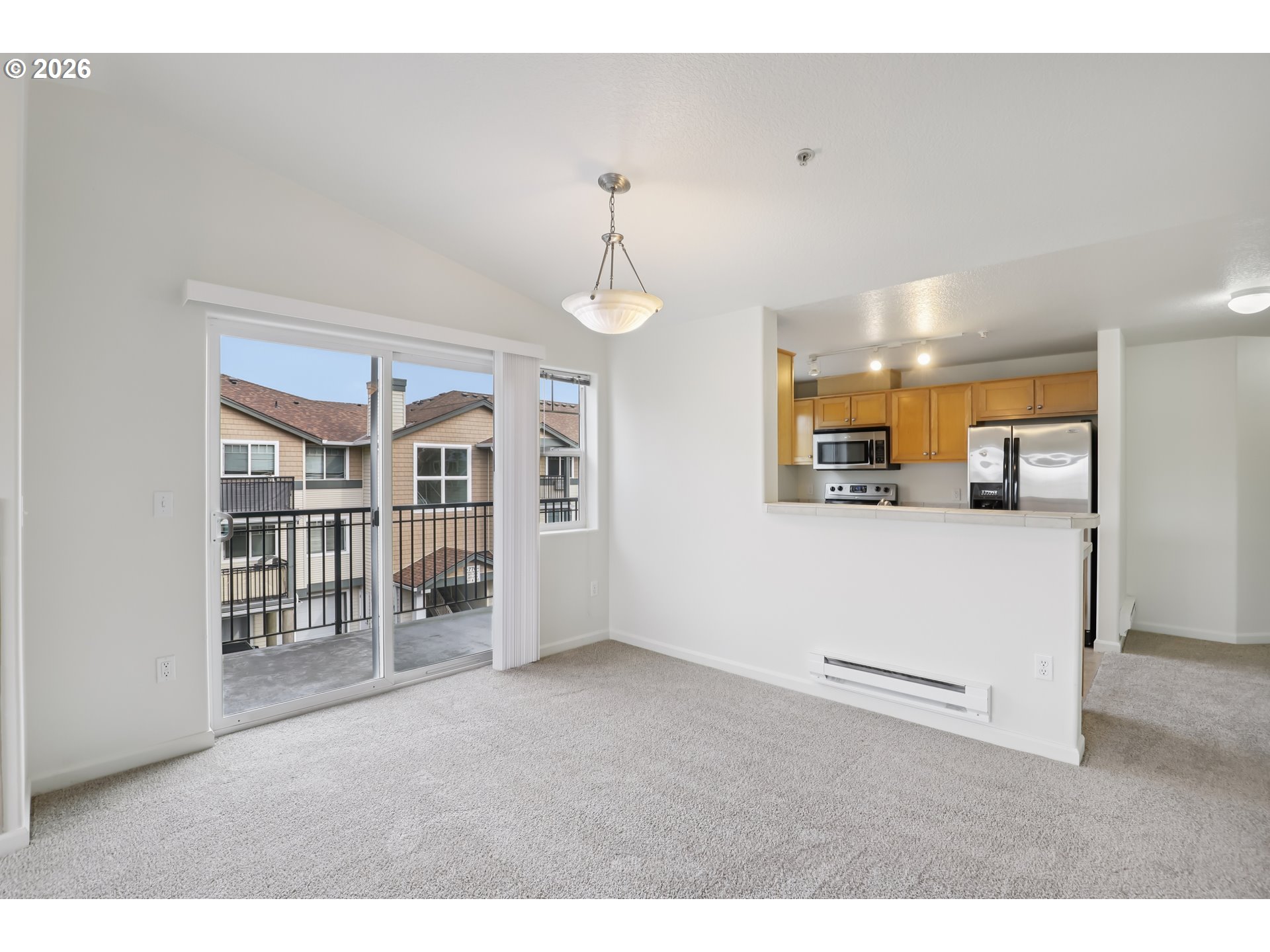 760 Northwest 185th Avenue, Unit 308 Beaverton, OR 97006 - Photo 9 of 31