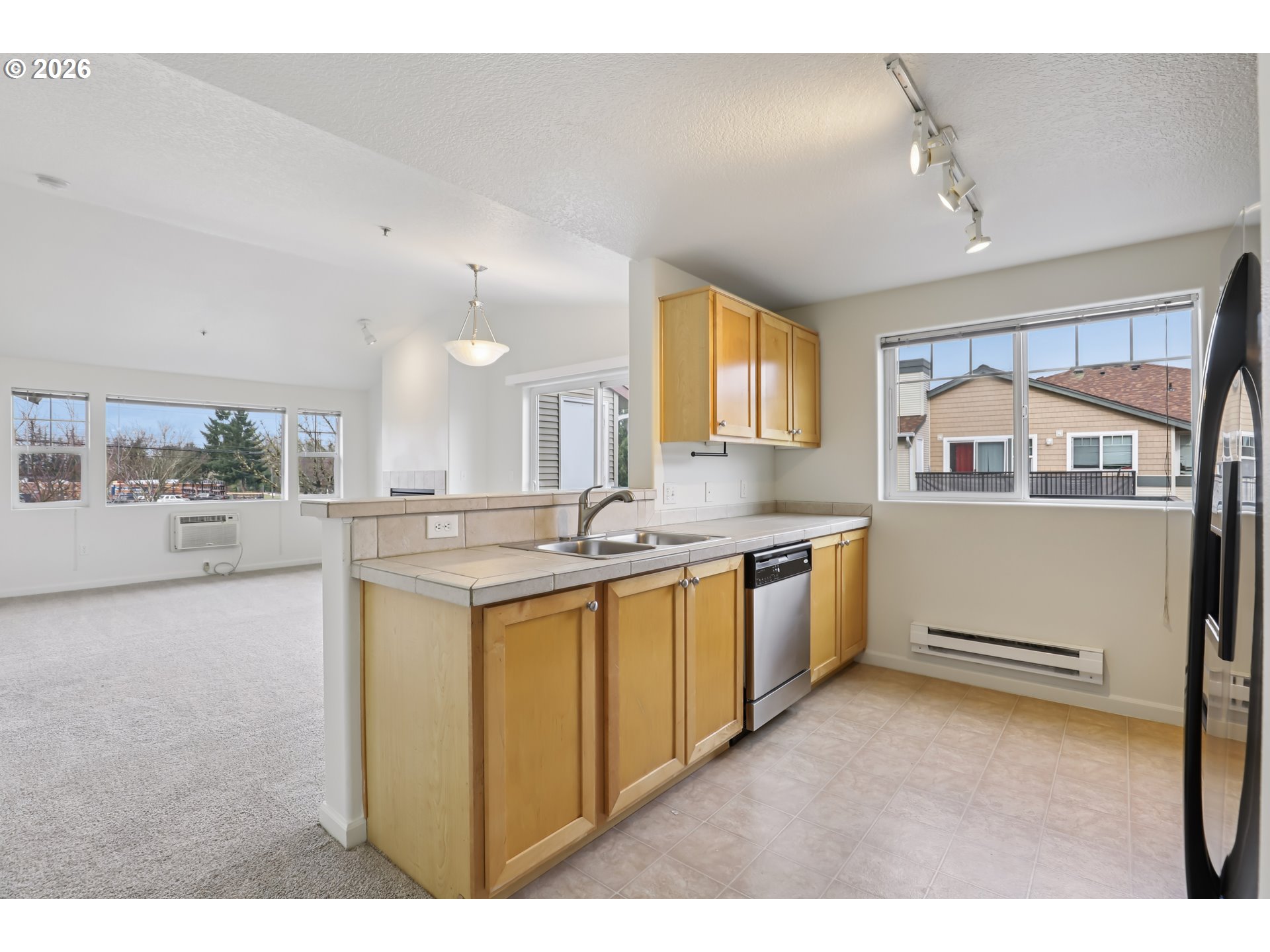 760 Northwest 185th Avenue, Unit 308 Beaverton, OR 97006 - Photo 10 of 31