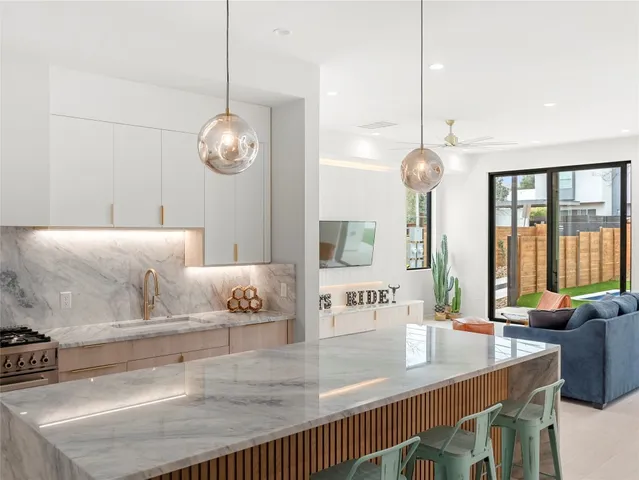 $1,450,000 | 2107 Brackenridge Street, Unit 1, Austin, TX 78704