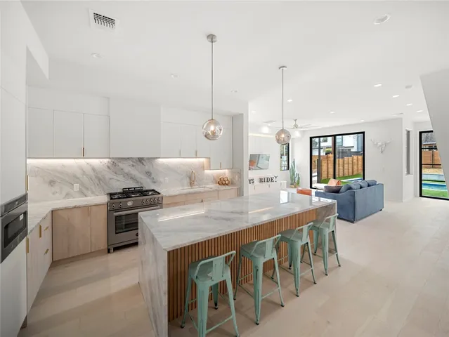 $1,450,000 | 2107 Brackenridge Street, Unit 1, Austin, TX 78704