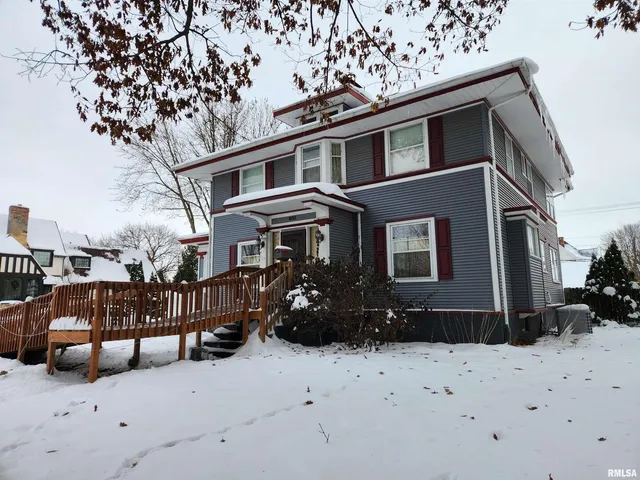 $149,000 | 803 5th Avenue South, Clinton, IA 52732