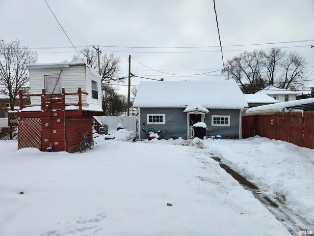 $149,000 | 803 5th Avenue South, Clinton, IA 52732