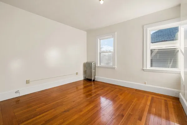 $1,150,000 | 17 Roslyn Street, Salem, MA 01970