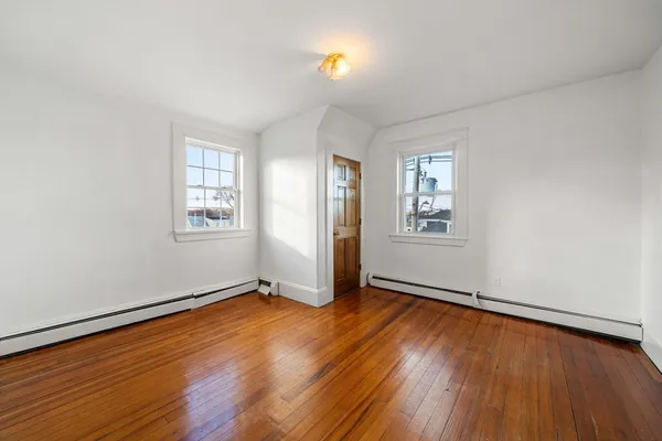 $1,150,000 | 17 Roslyn Street, Salem, MA 01970