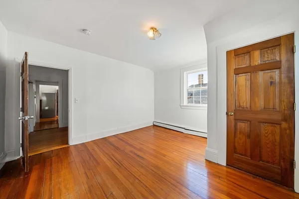 $1,150,000 | 17 Roslyn Street, Salem, MA 01970